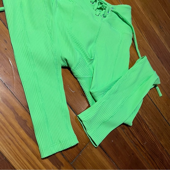 Carbon38 YEAR OF OURS ribbed football legging - summer green size XS NWOT 💚💚 - Picture 4 of 5